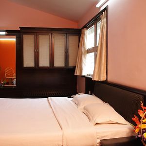 Executive Double Room Fan